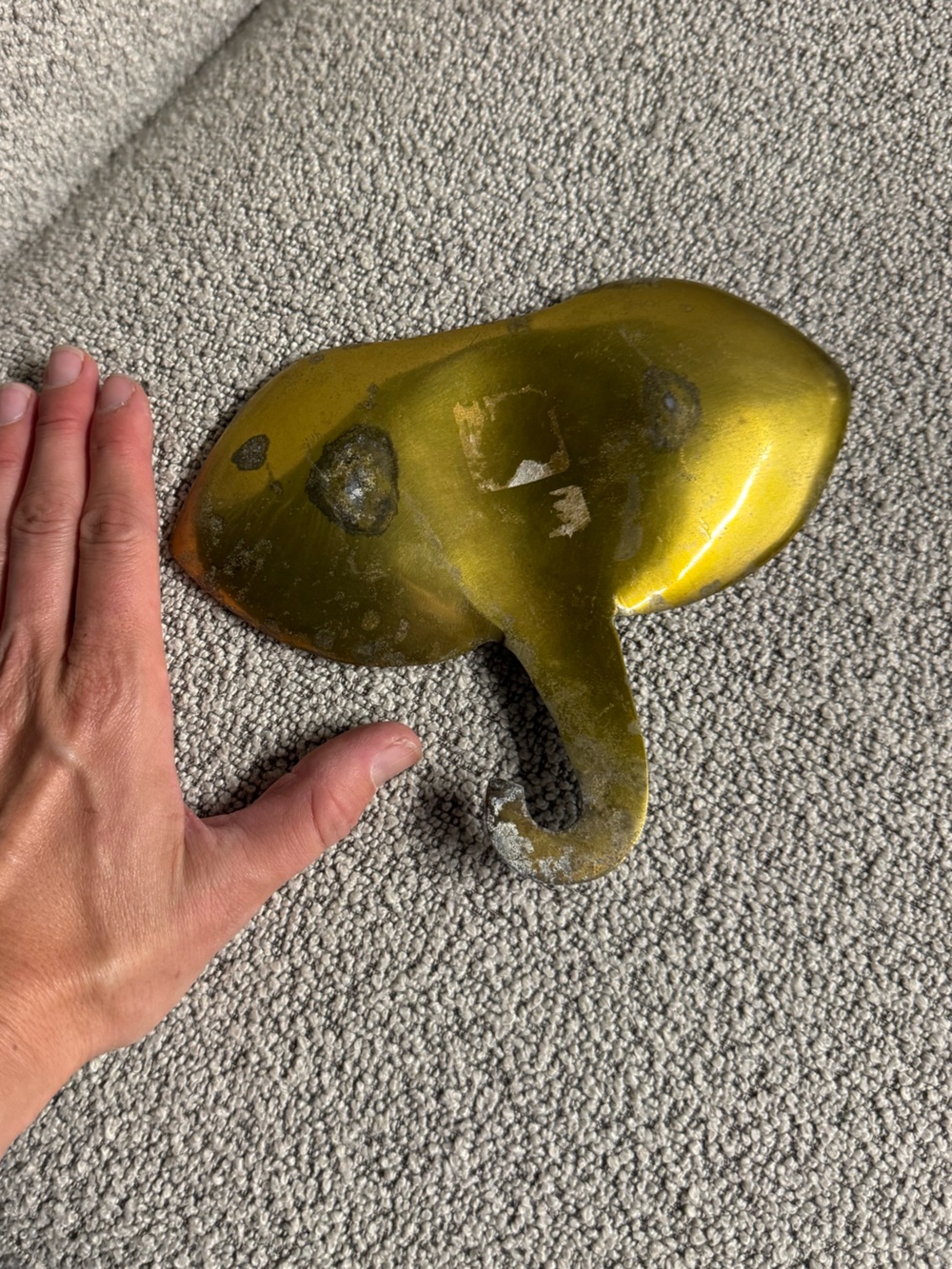 Elephant head keychain, or spoon rest - Picture 3 of 3